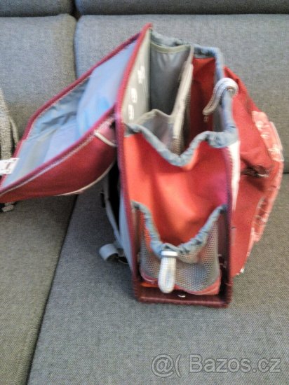 Prodám školní aktovku Topgal - 3