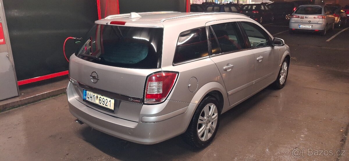 Opel Astra H 2.0 turbo 147 kW - 3