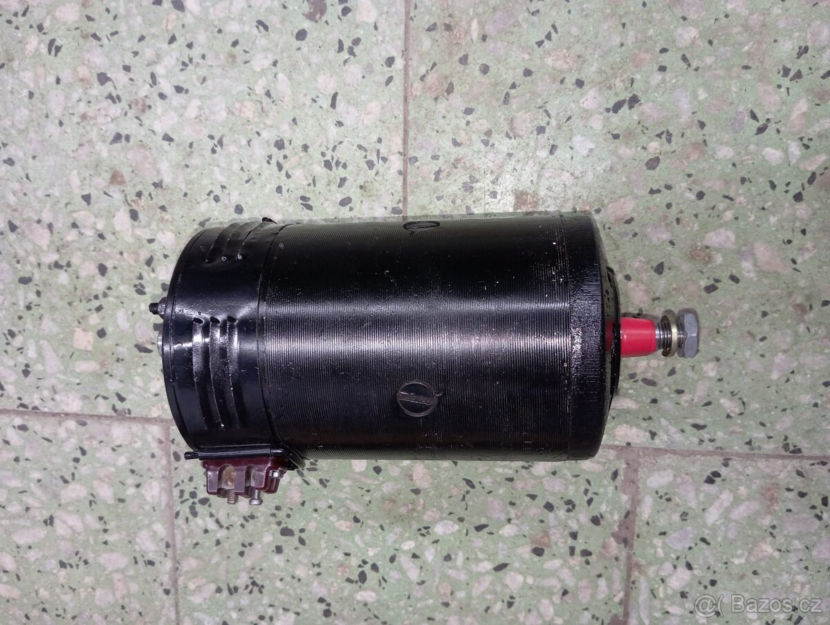 Dinamo Zetor 25 a Super - 3