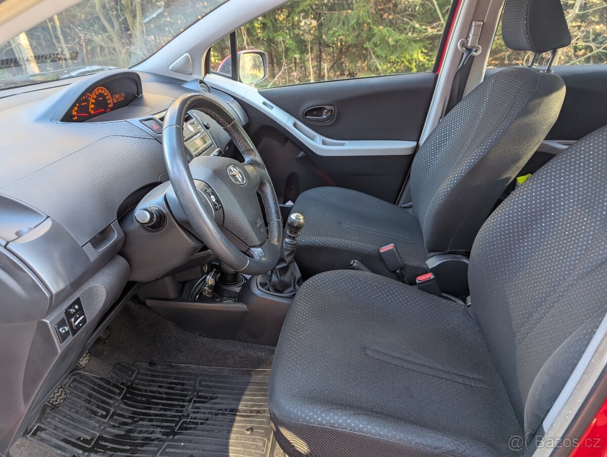 Toyota Yaris - 3