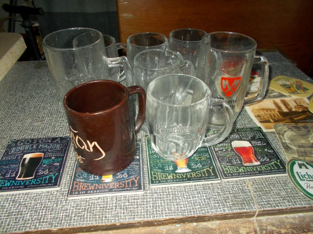 Půllitry a pivní věci - 3