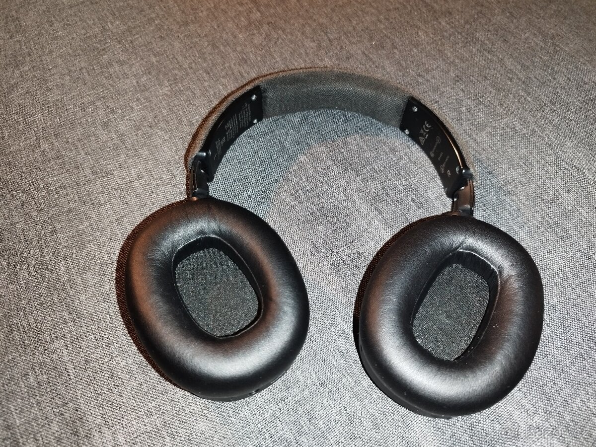 slouchatka Marley BT - 3