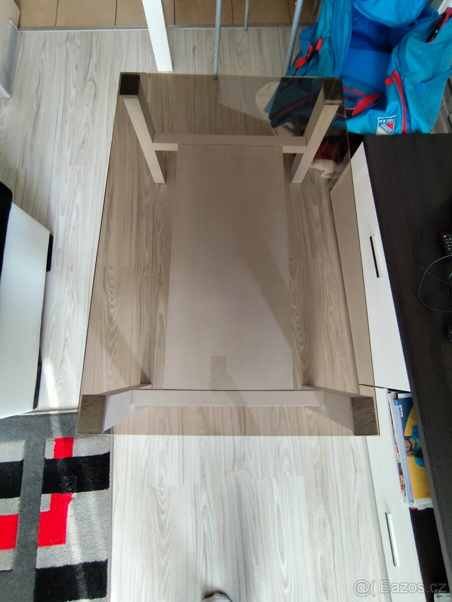 Konferenční stolek - 3