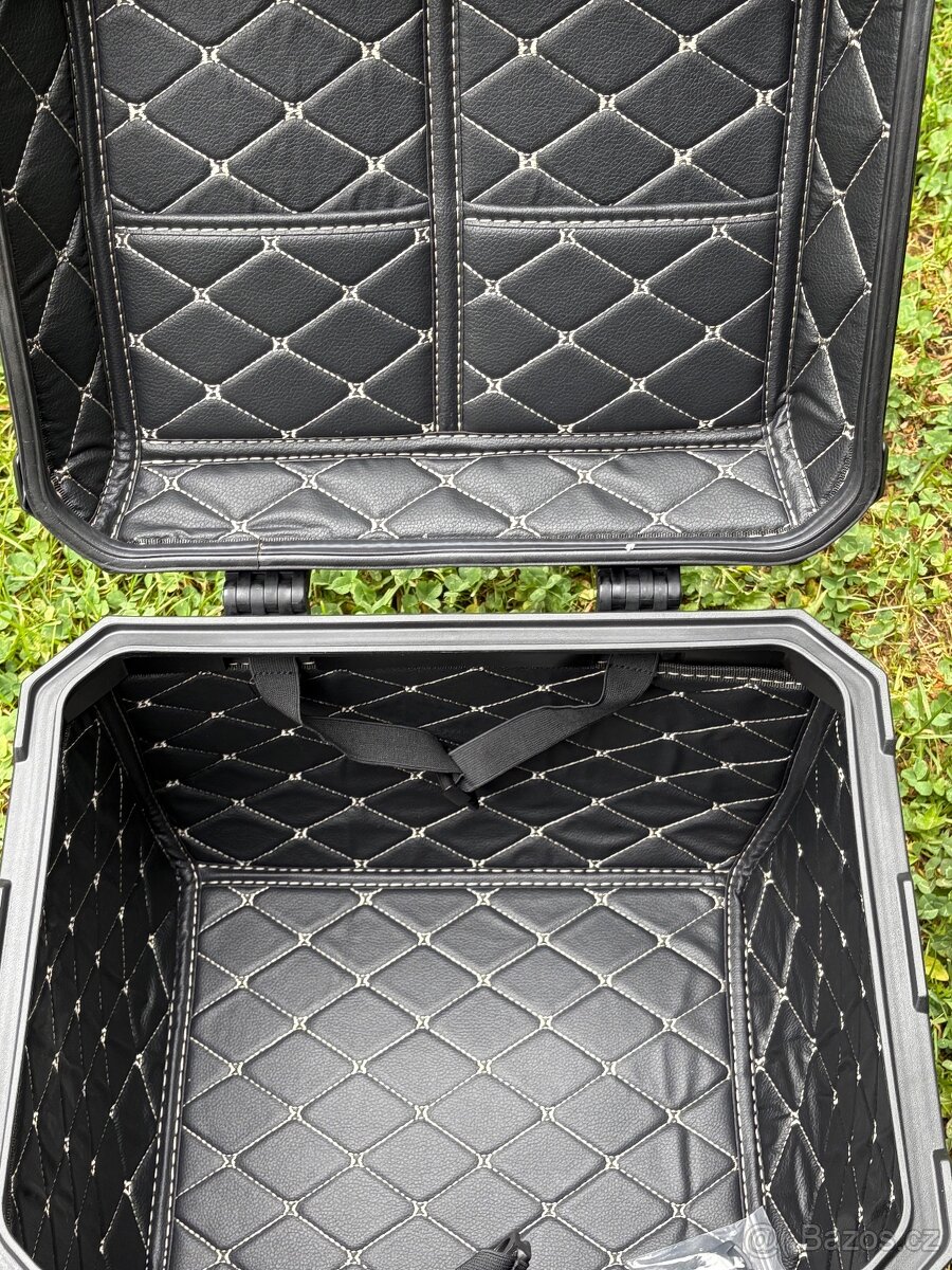 Top case - 3