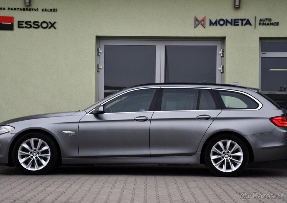 BMW Řada 5 530d xDrive - 3