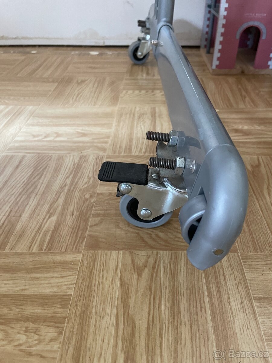 Safety 1st postýlka - 3