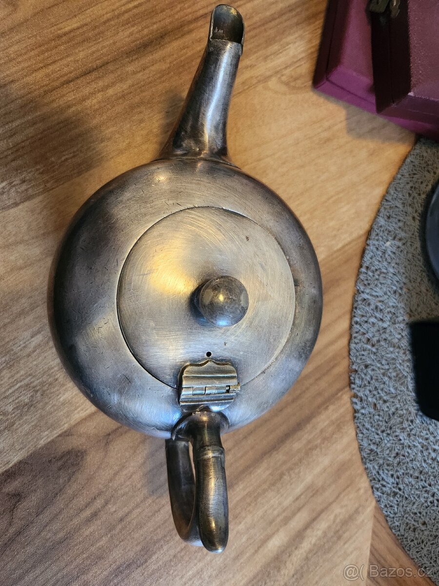 KONVICE - 3