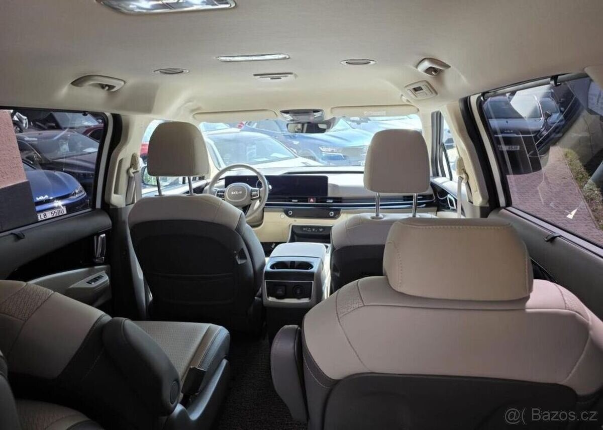 Kia Carnival 1.6-HEV-AUTOMAT-6+3MÍSTA - 3