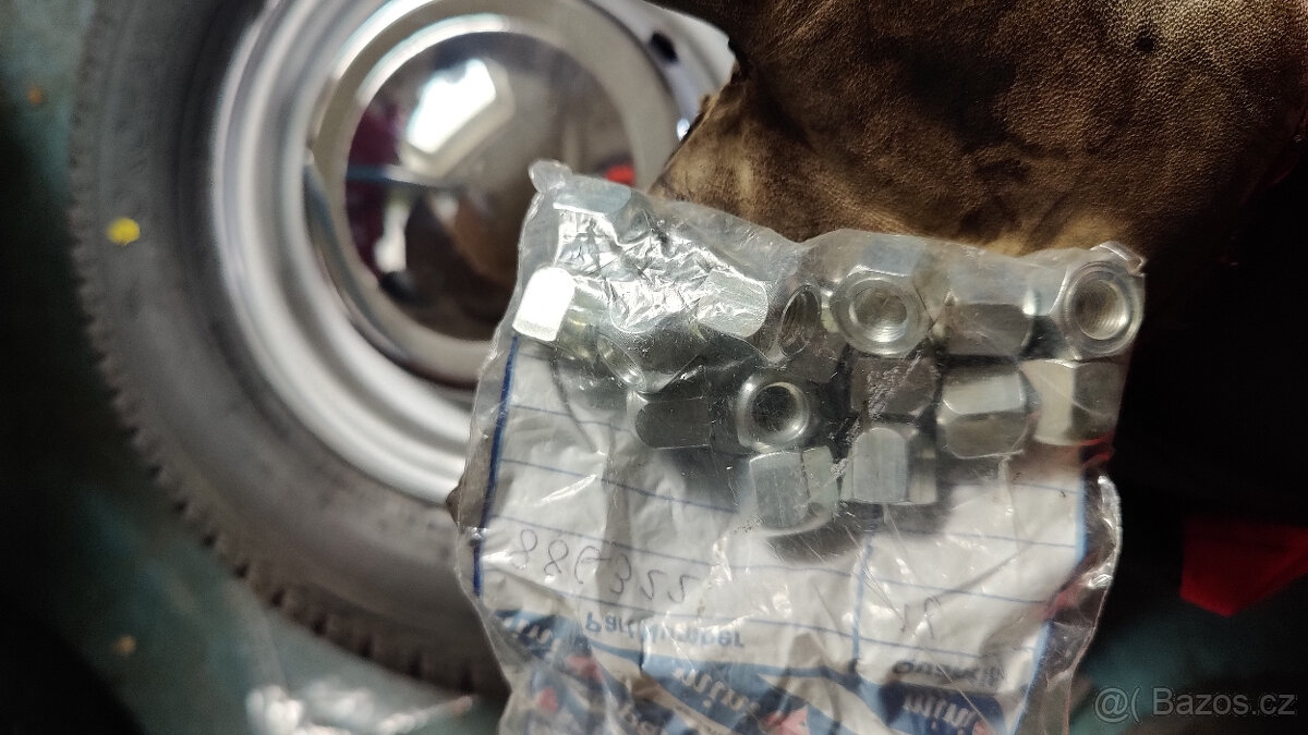 Prodám 4x kompletní kolo 145/80/10 klasické Mini Cooper - 3