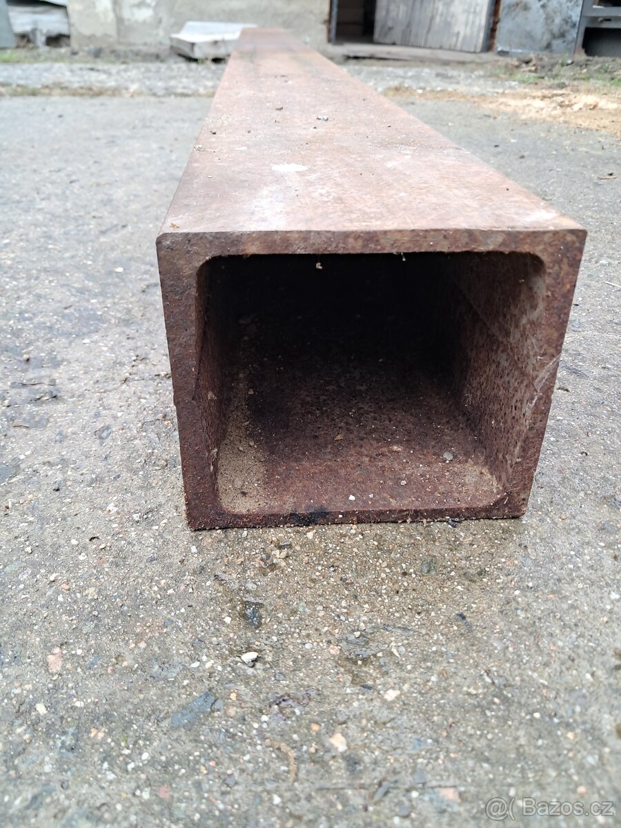 Ocelový sloup z profil U140mm - 3