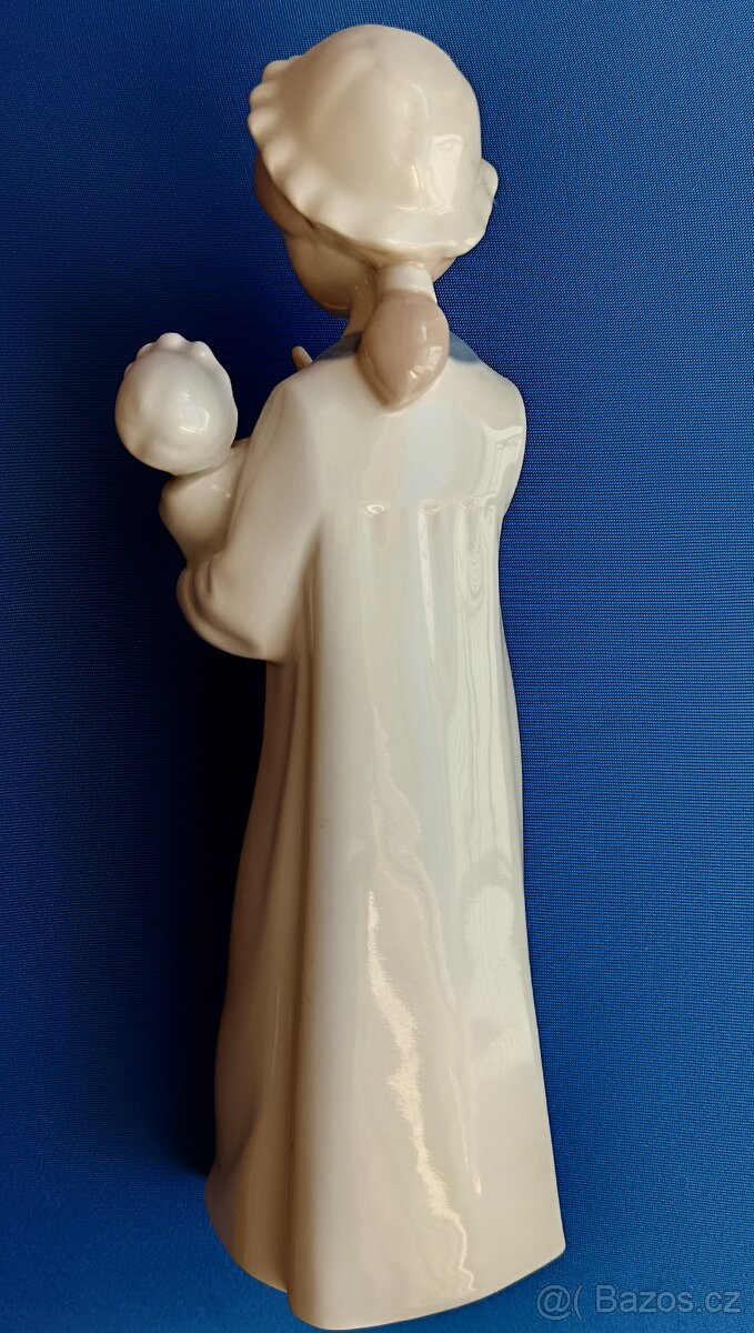 Porcelán figurka " Matka s dítětem" Španělsko- Rex Valenci - 3