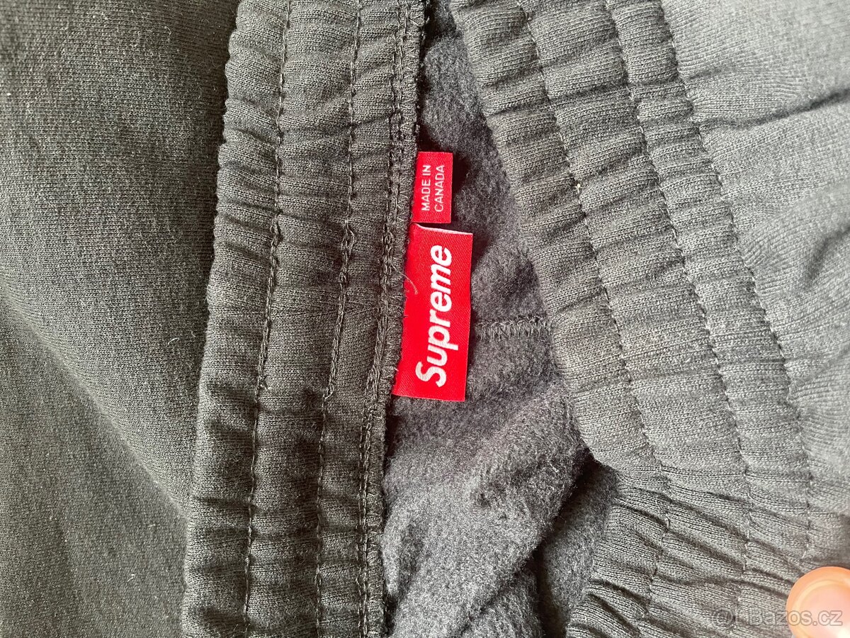 Supreme - 3