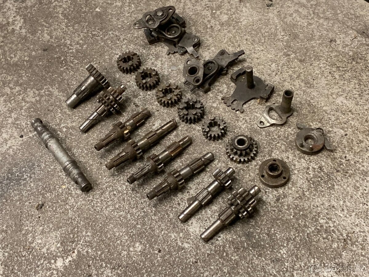 Díly převodovky Jawa 50 Pionýr - 3