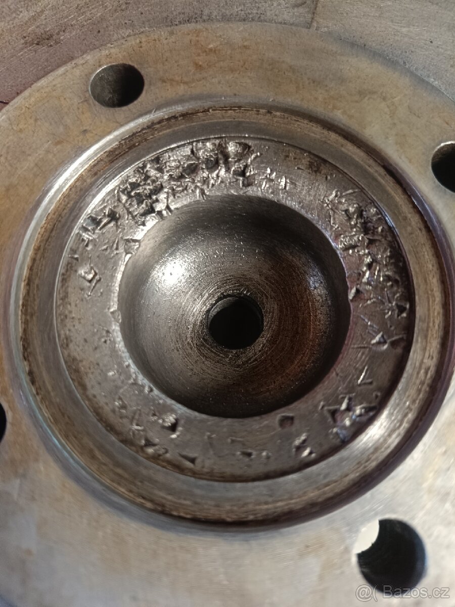 Hlava Jawa 250/559 - 3