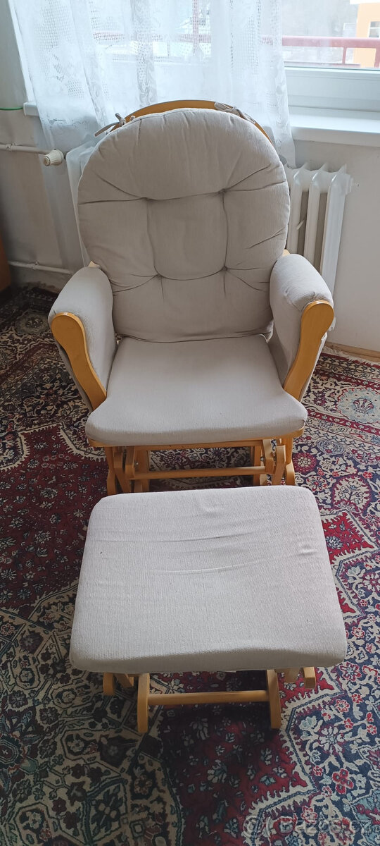 relaxačníí křeslo s taburetem - 3