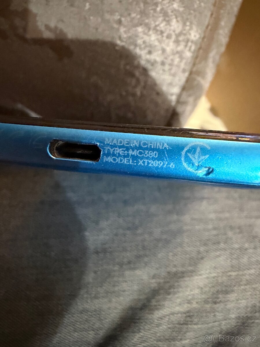 Telefon na díly, nálezový stav. - 3