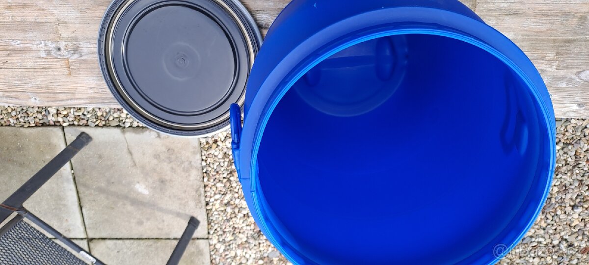 Plastové sudy 60l - 3