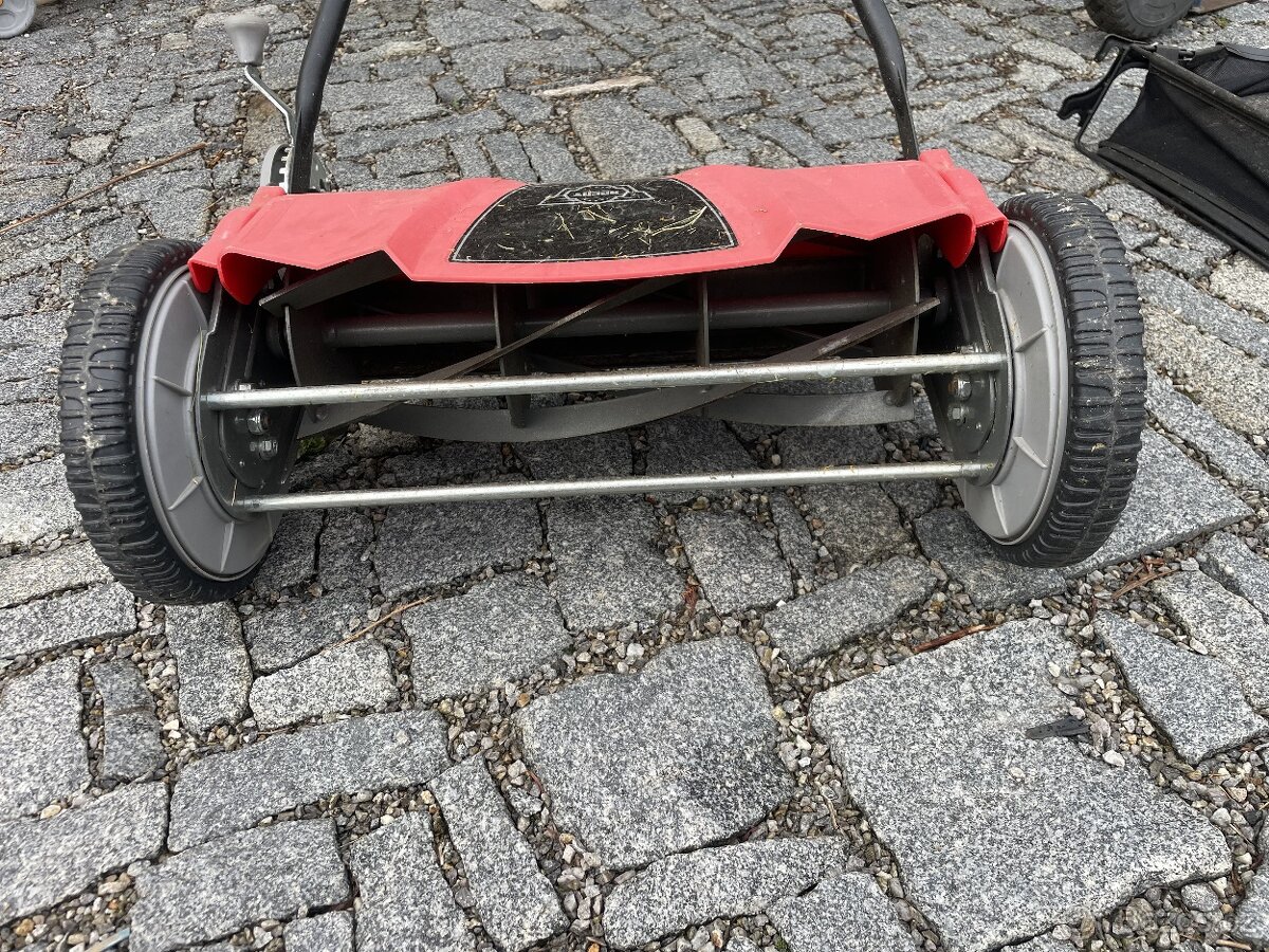 Ruční vřetenová sekačka - HECHT 514 PROFI - 3