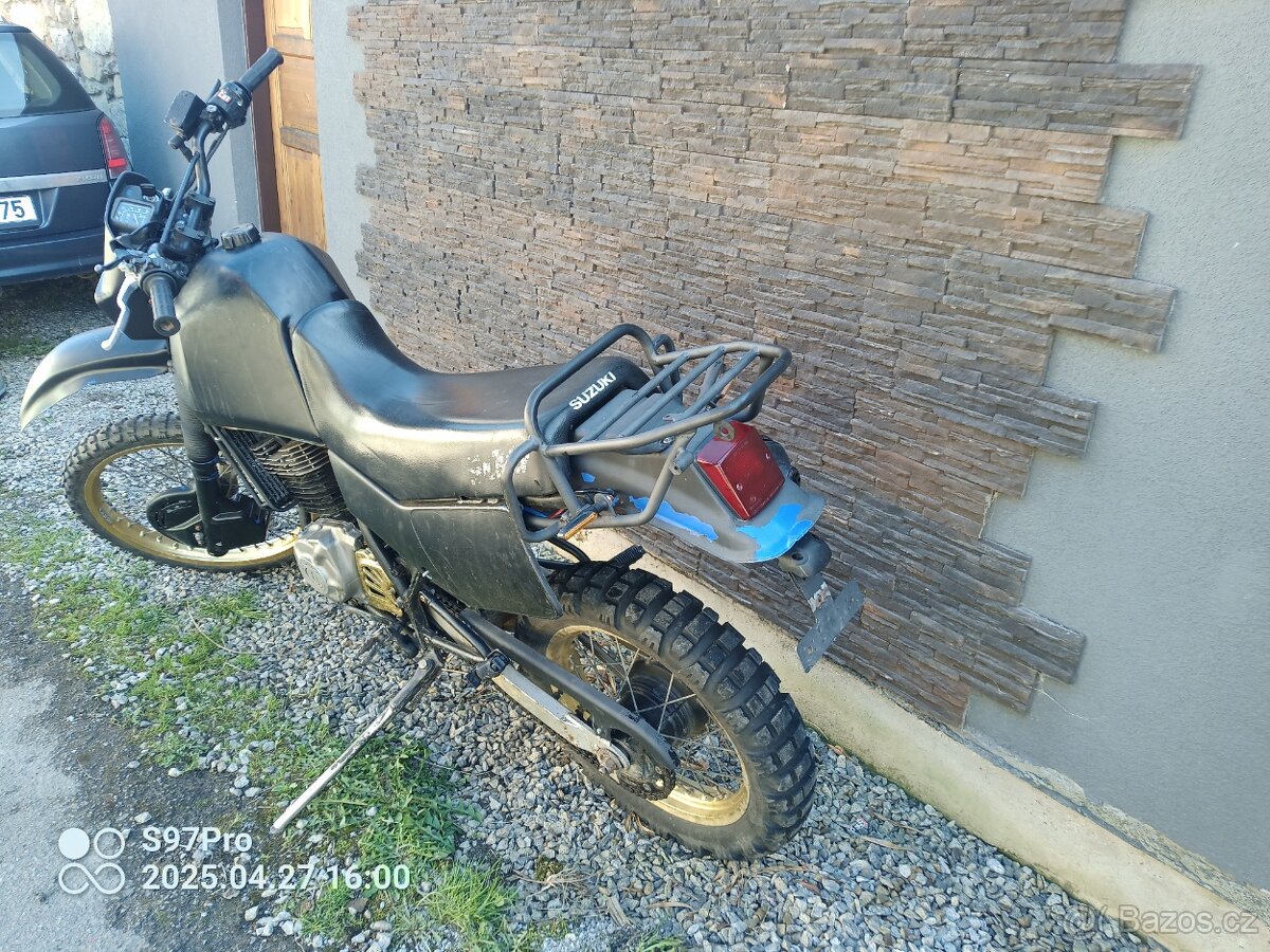 Suzuki DR 600