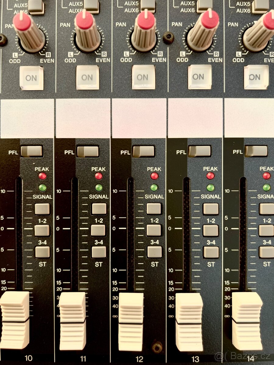 Velký mixpult Yamaha MG32/14FX - 3