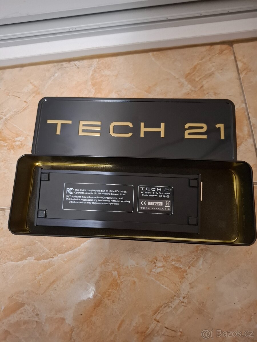 Baskytarový předzesilovač TECH 21 - 3