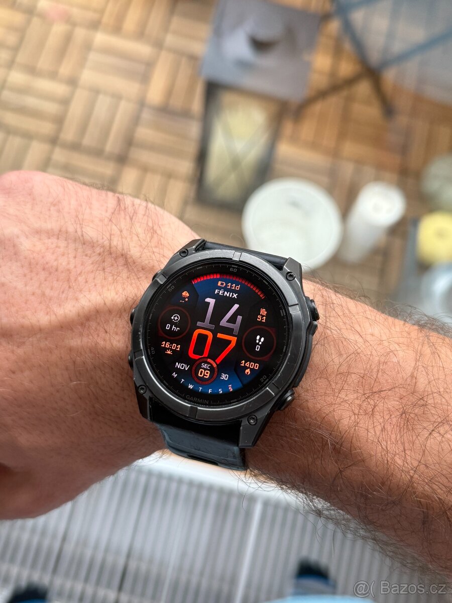 Garmin fenix 8 51mm AMOLED Sapphire Carbon Gray DLC Titanium - 3
