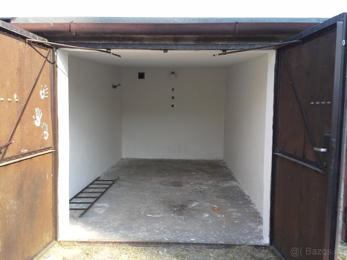 Pronajmu garáž Opava, Otická, elektřina - 3