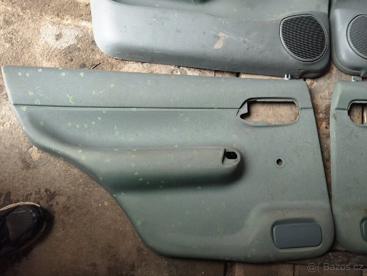 Zbytky interiéru Škoda Felicia mystery - 3