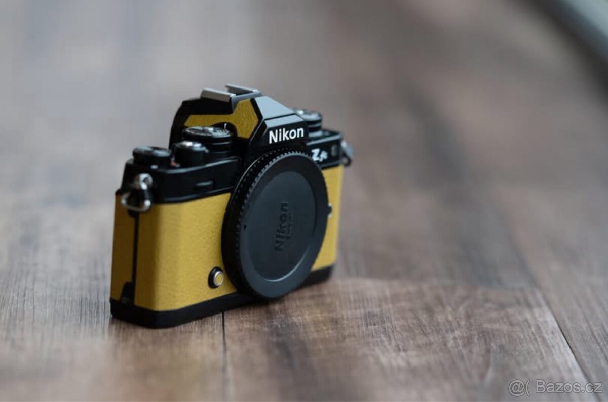 Nikon Zfc set + objektiv Nikkor 24/1,7 + 3 baterie - 3