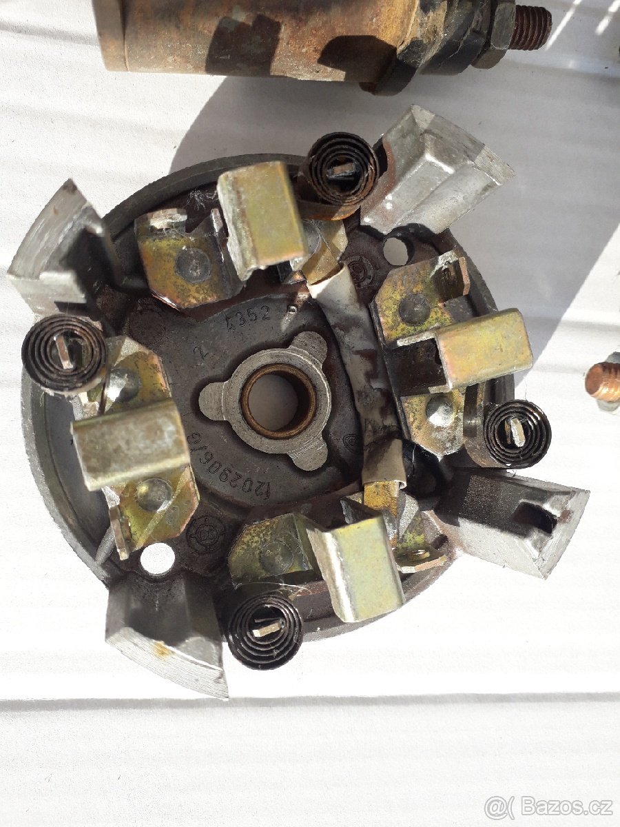 Spínač spouštěče na Š120 se svorkou 15a - 3