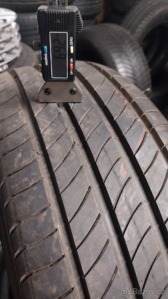 Prodám 4 x letní pneu Michelin 205/55/17 - 3