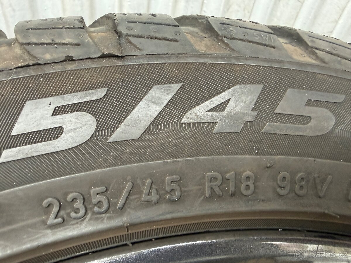 18" SKODA Superb zimny set 235/45 R18 - 3