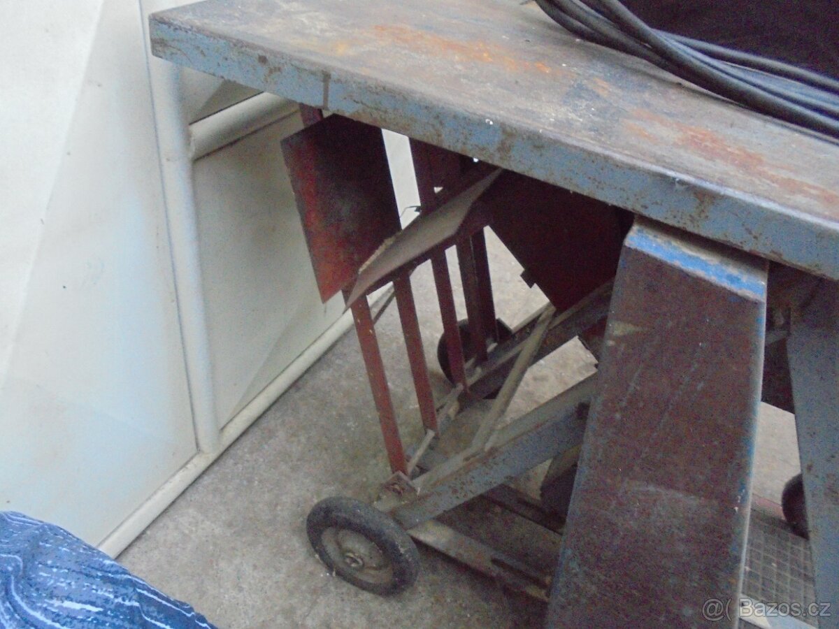 Prodám tovární pilu levně - 3