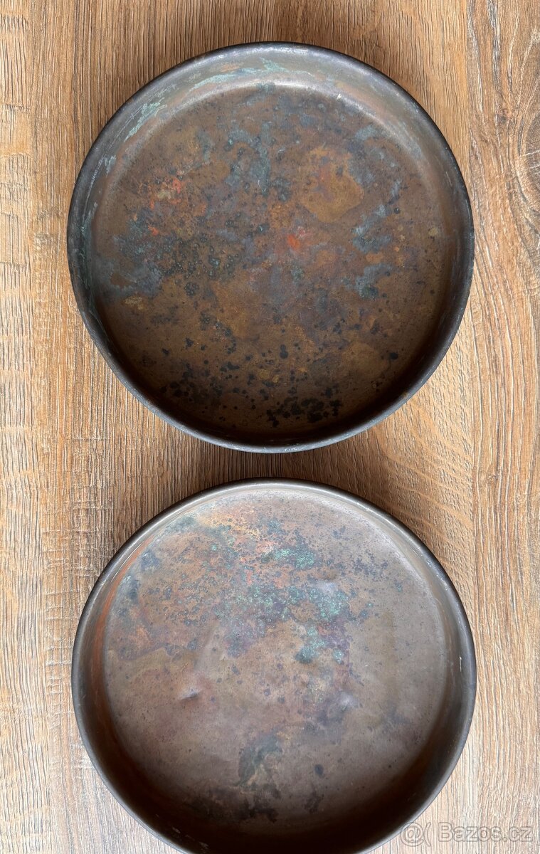 2 ks kovových misek na váhu. - 3