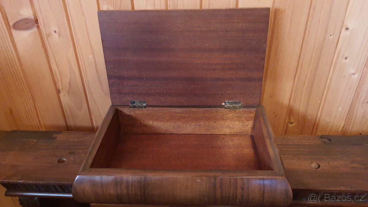 Drevenna sperkovnica,1.CSR - 3