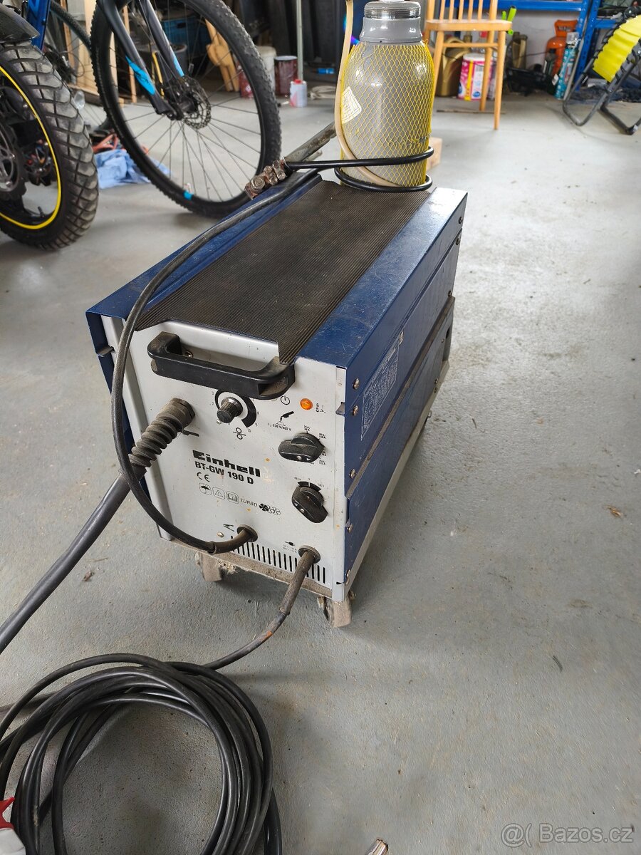 Svářečka CO2 - 3