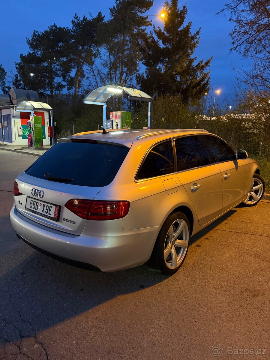 Audi a4b8 2008 2.0TDI - 3