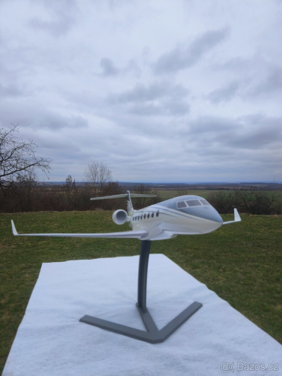 Model tryskáče Gulfstream G650 v měřítku 1:10 - 3