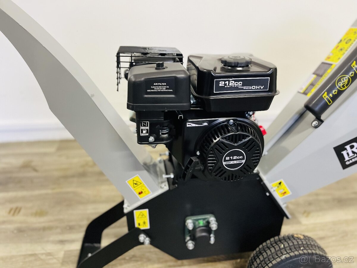 Štěpkovač větví LR 650 F - 3