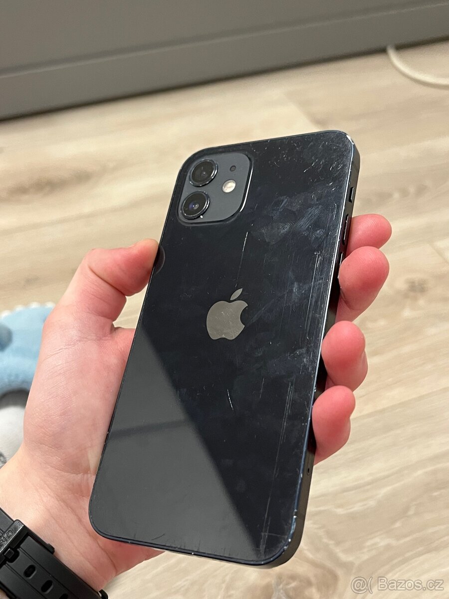IPhone 12 Černý - 3