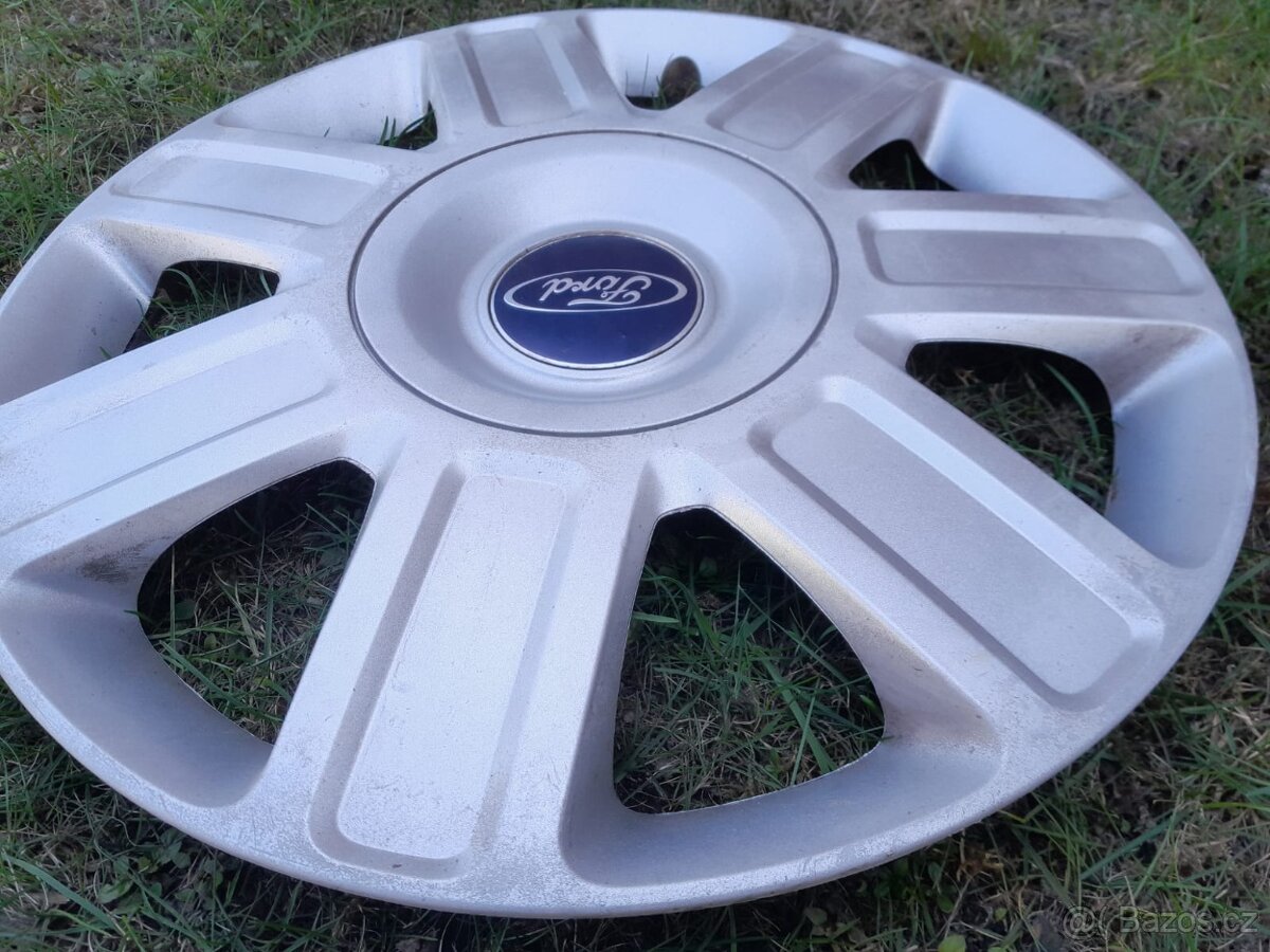 Poklice Ford r16 1ks - 3