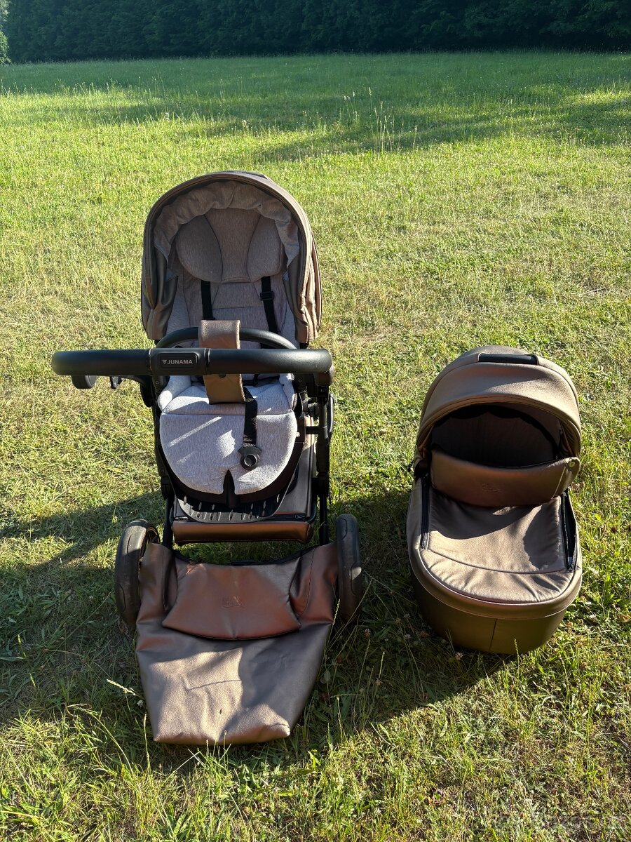 Kočárek Junama - 3