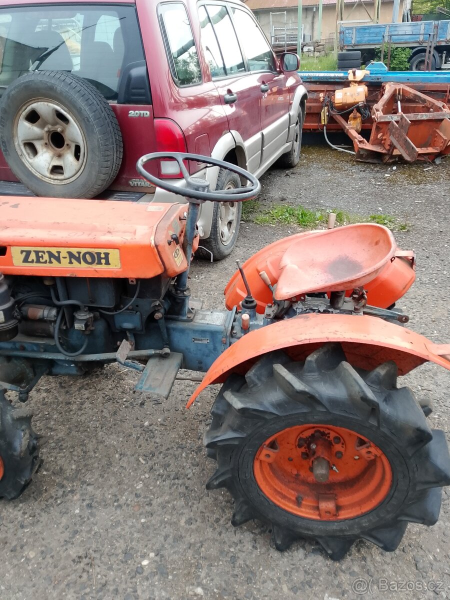 Kubota B6000 - 3