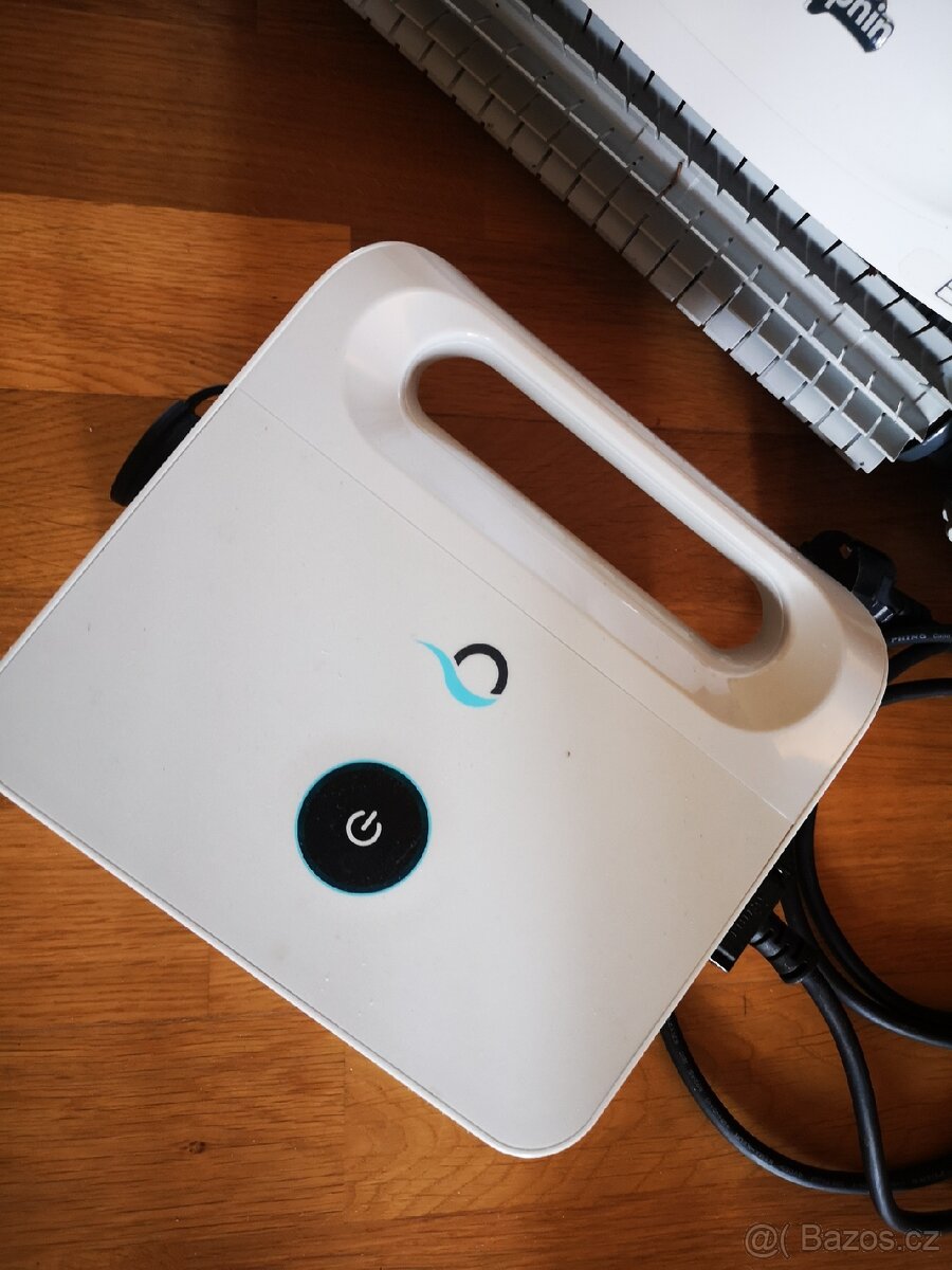 Automatický bazénový vysavač Dolphin E10 - 3