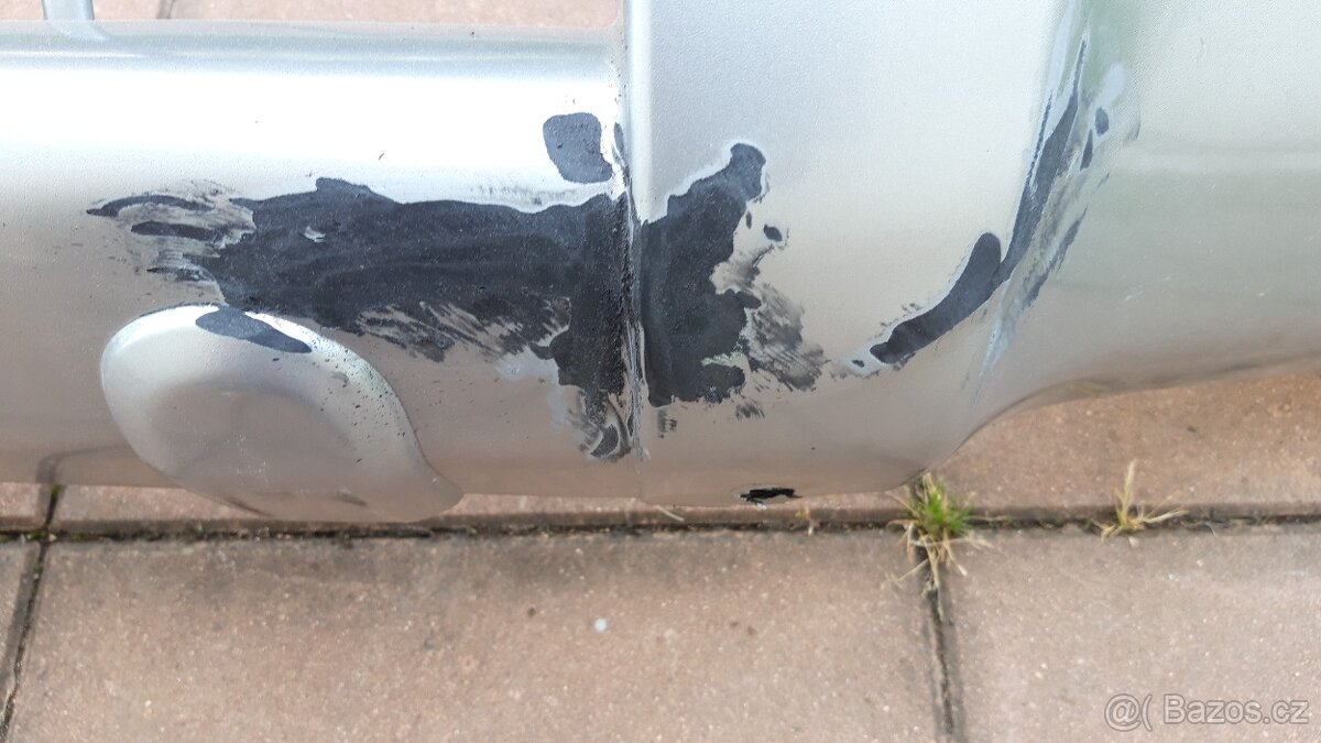 Nissan Navara D22 –  Nárazník přední plastový - 3