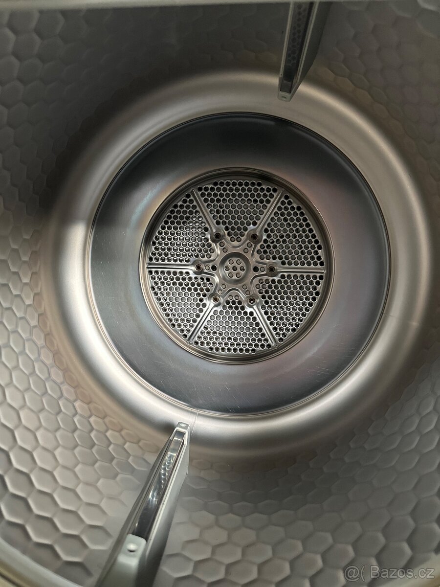 Sušička Miele Softtronic TOP stav - 3