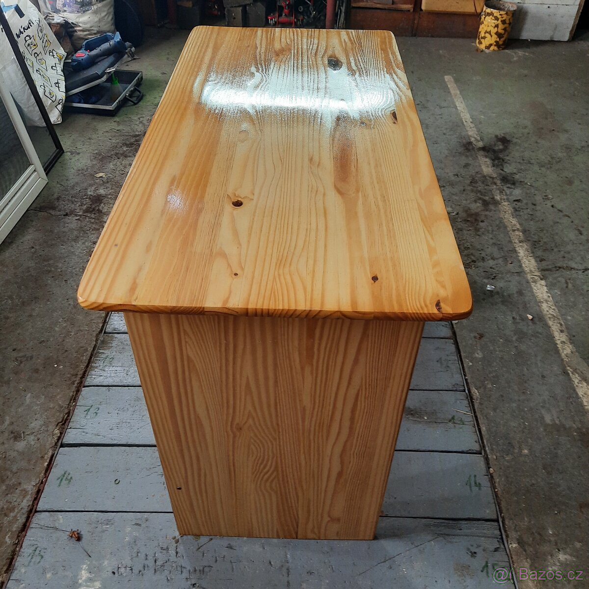 Psaci stůl z masivu - 3