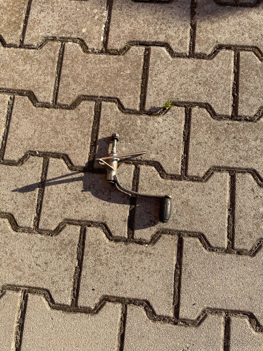 Jawa pionýr díly - 3