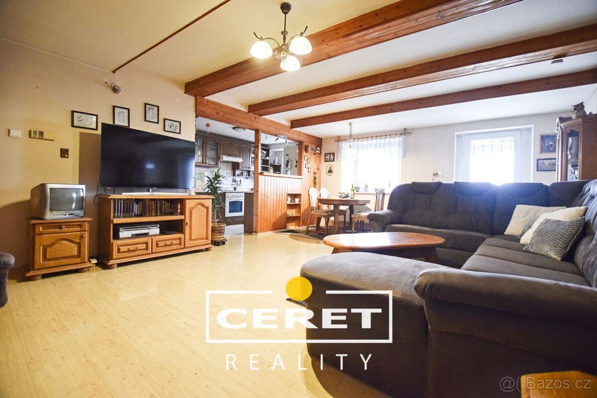 Prodej vícegeneračního domu v Žatci - 3