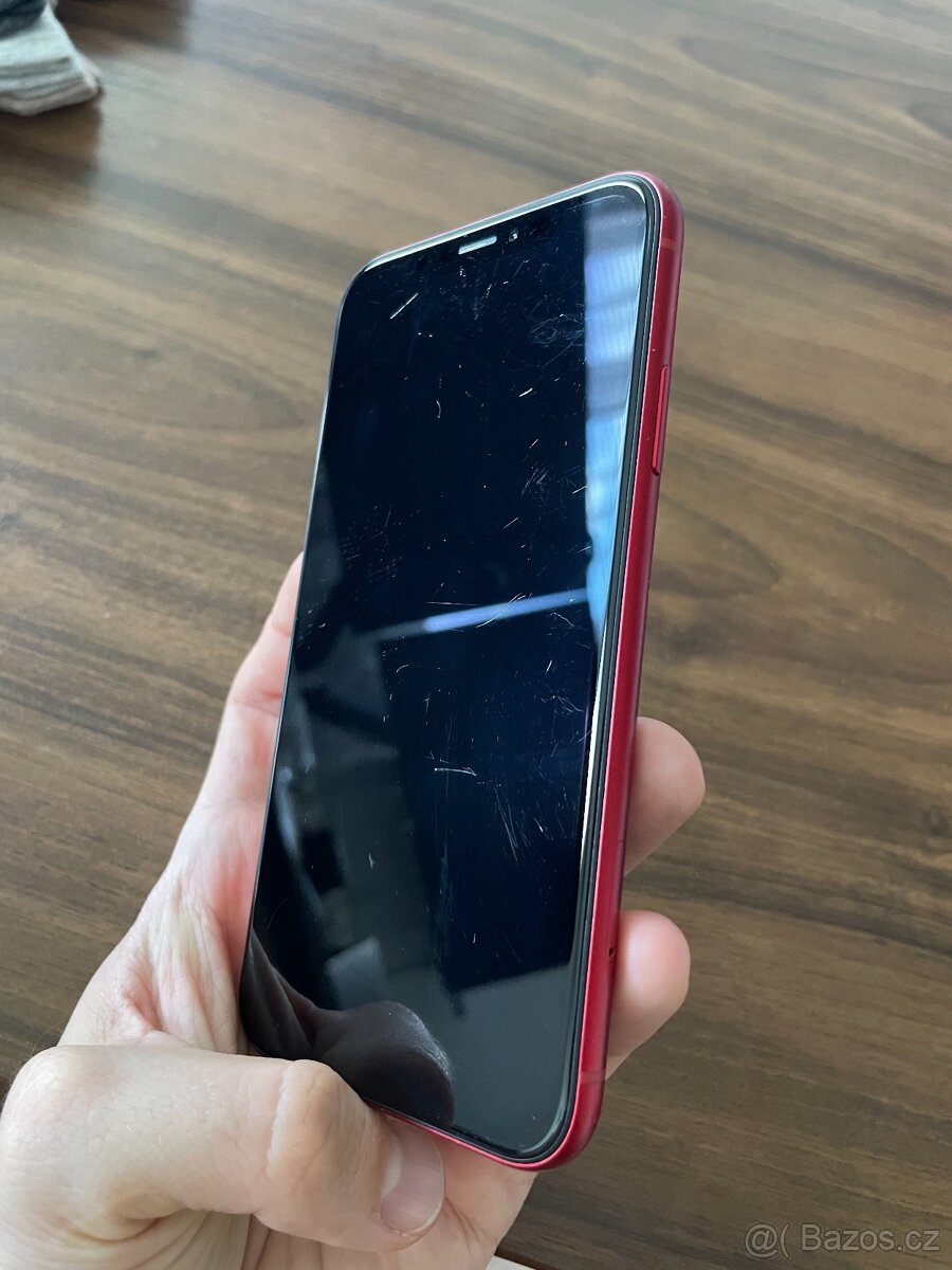 iPhone XR (256gb, baterie: 82%) - 3
